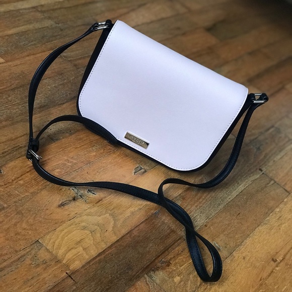 kate spade Handbags - ♠️ Kate Spade Large Carsen Laurel Way Crossbody♠️